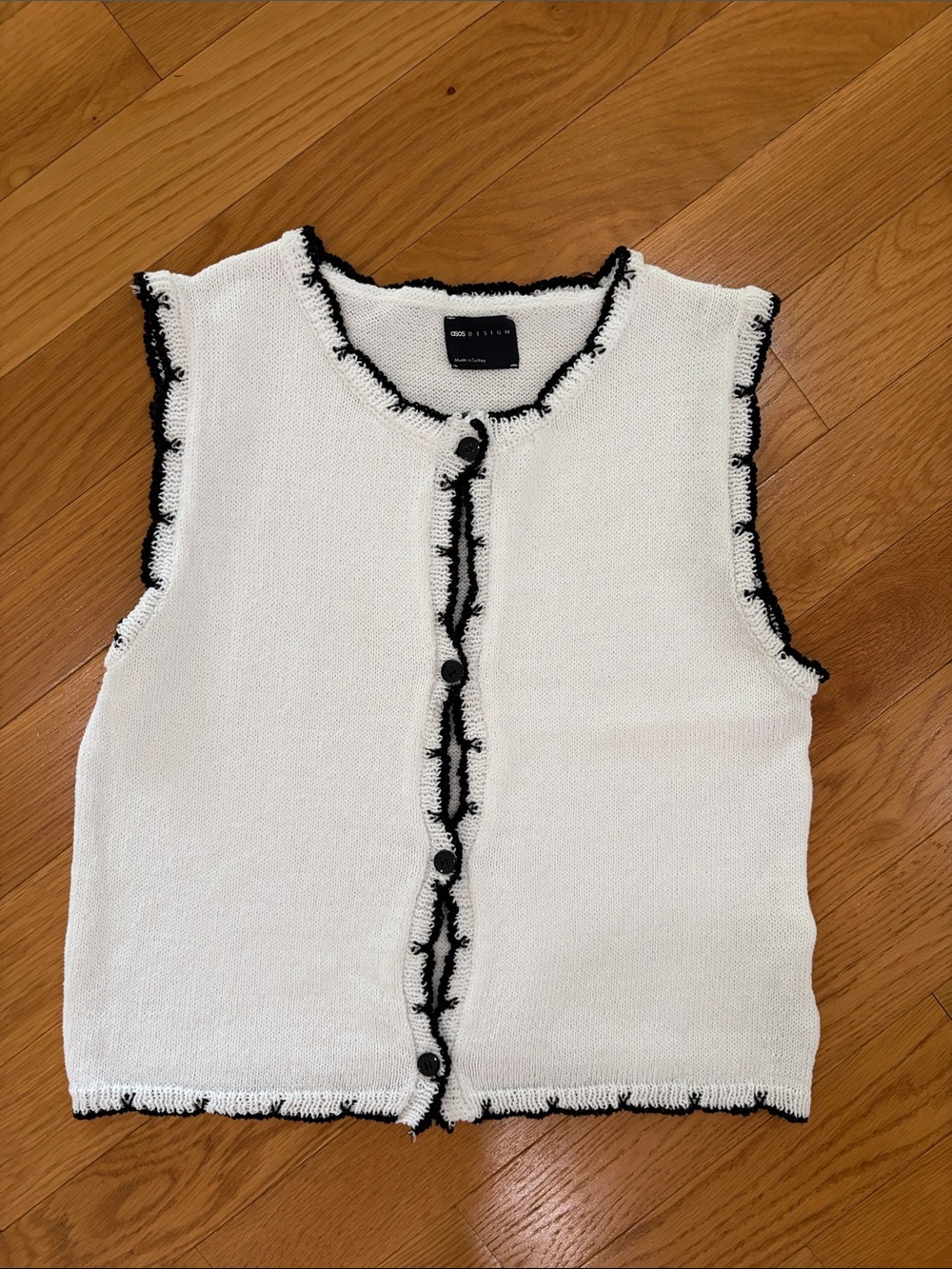 ASOS White Sleeveless Knit Button-Front Top with Black Trim